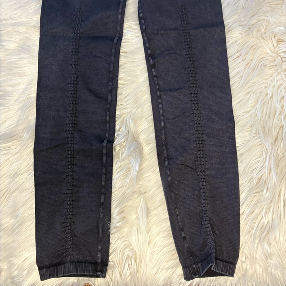 FREE PEOPLE Good Karma Leggings High-Rise 7/8 Length M/L - Picture 7 of 9